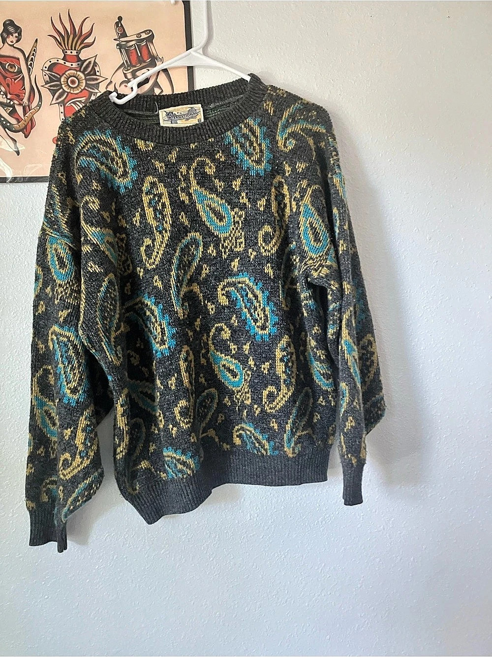 bonjour International Paisley Crewneck Sweater Size Medium
